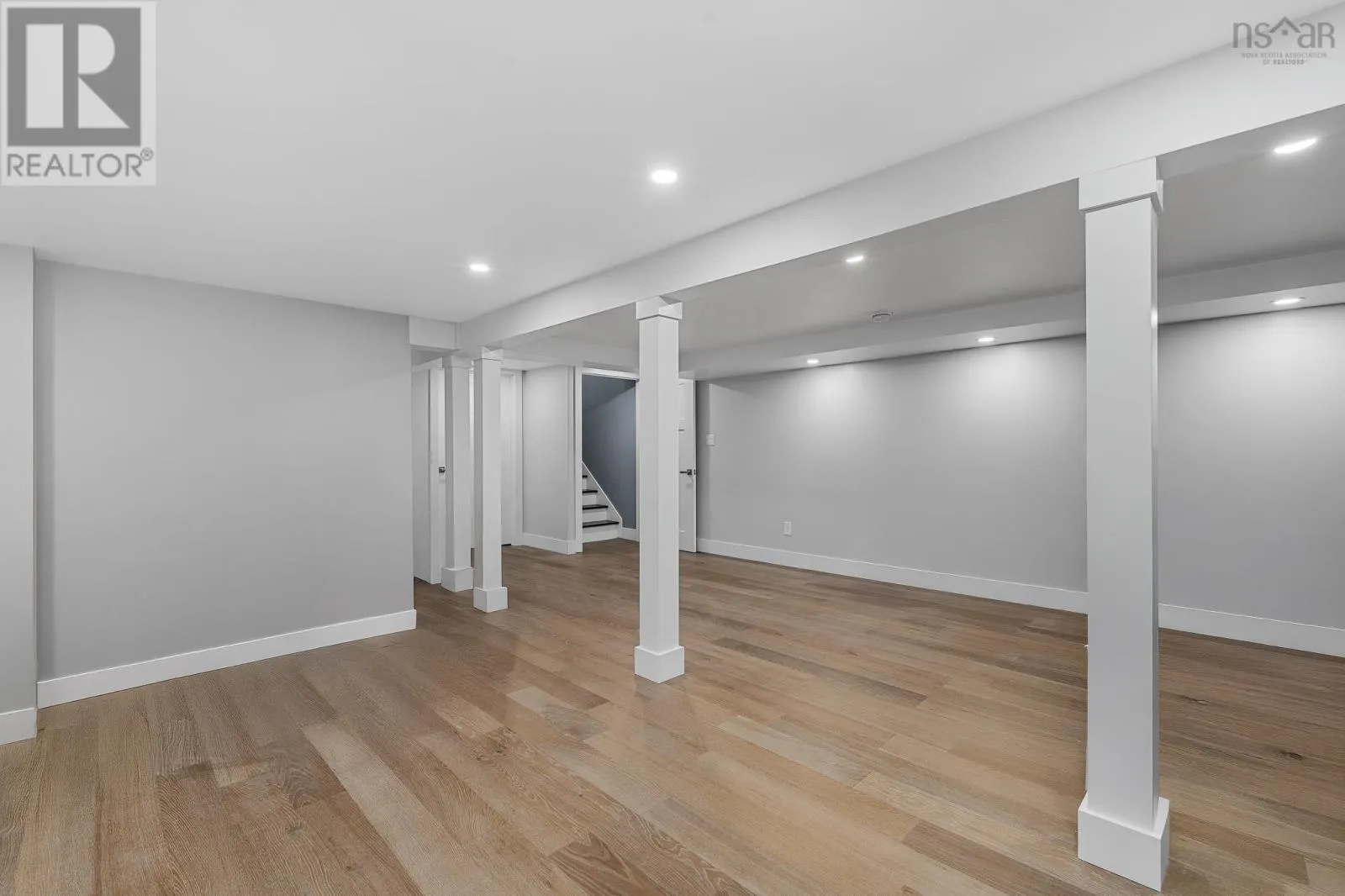 704 Waverley Road