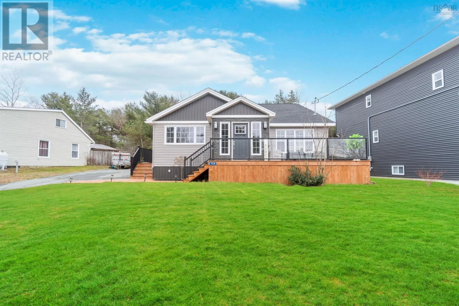 704 Waverley Road
