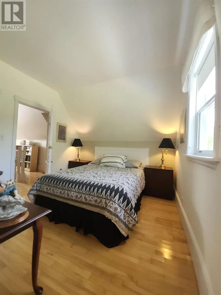 1135 Cambridge Road
