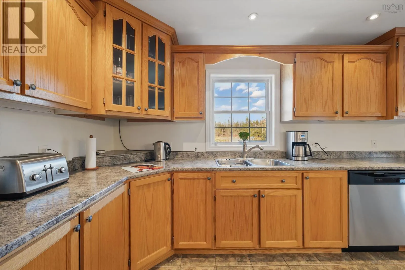 297 Leslie Road