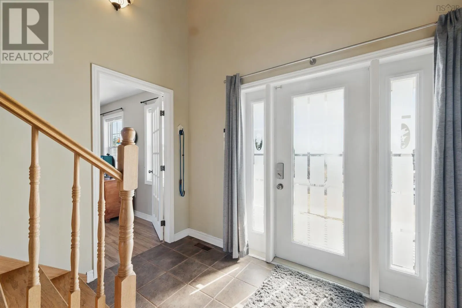 297 Leslie Road