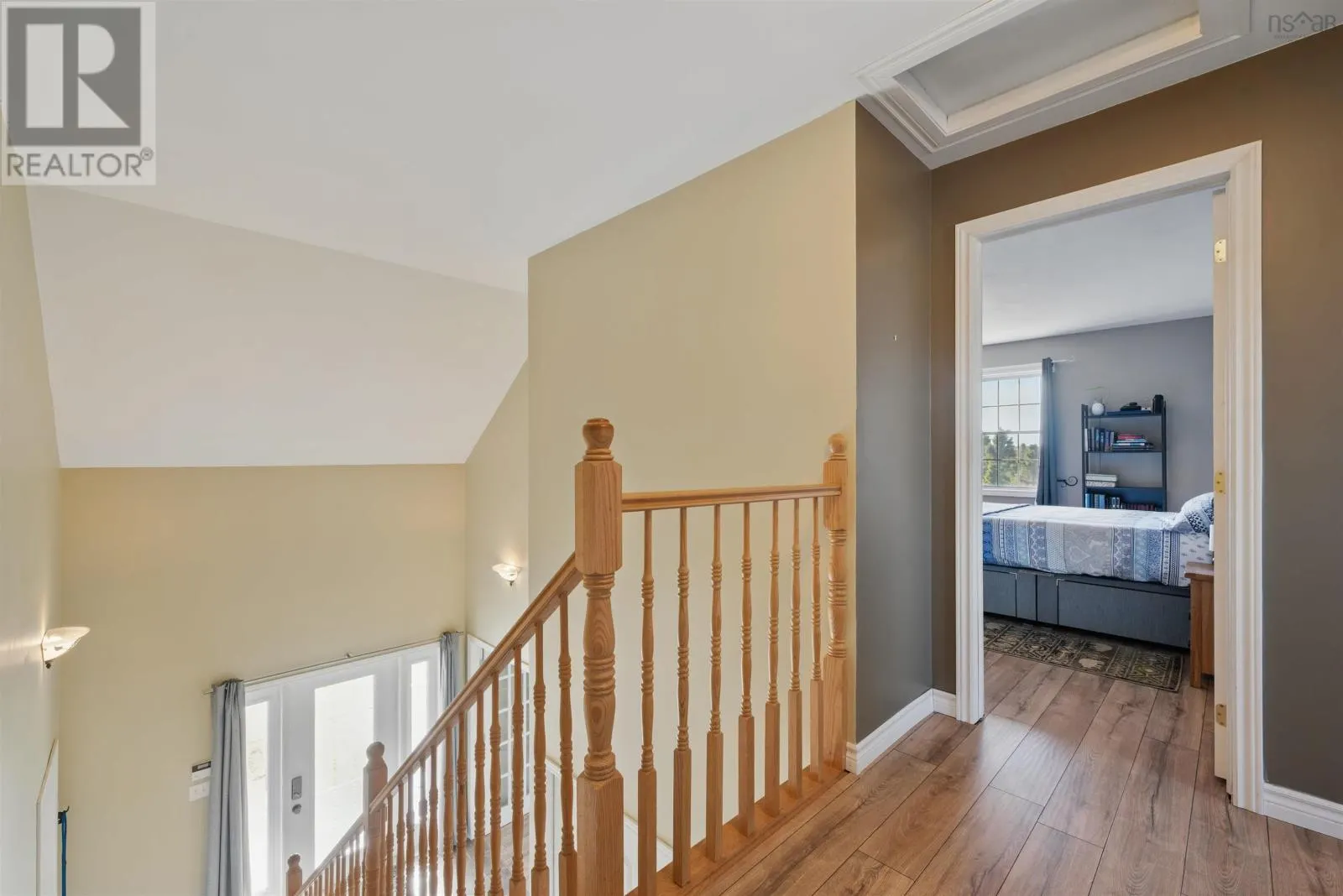 297 Leslie Road
