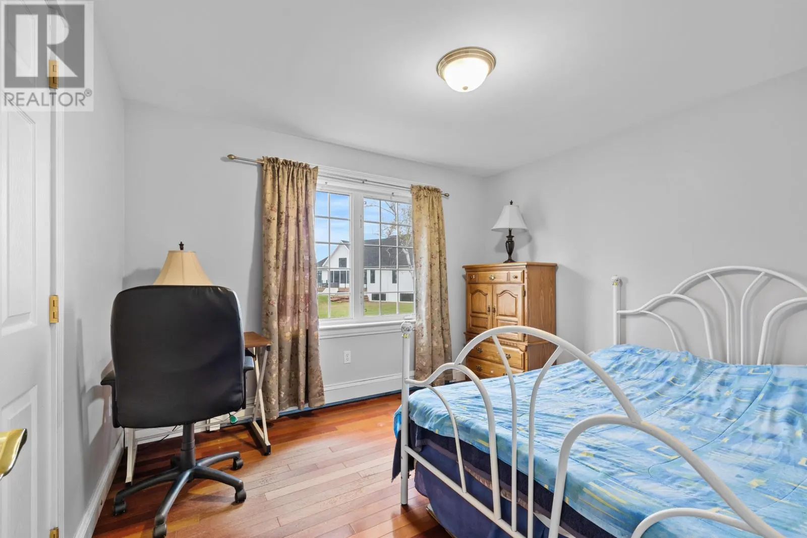 77 Waterview Drive