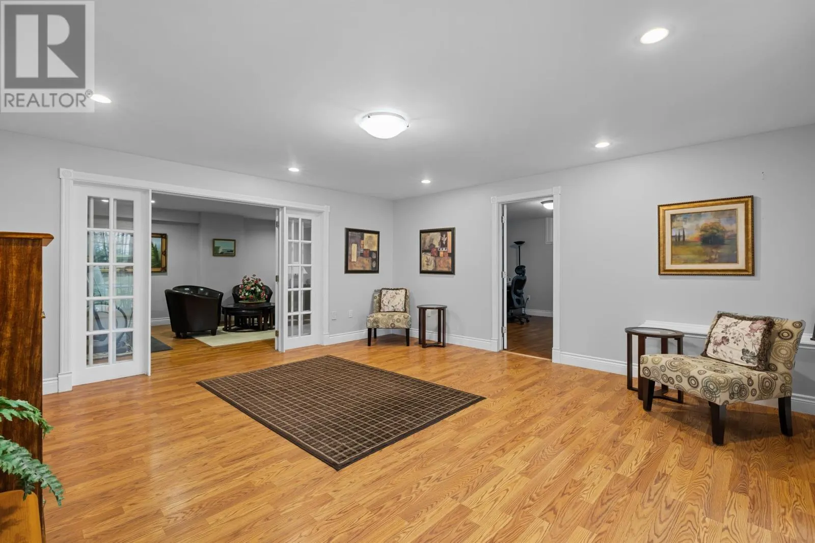 77 Waterview Drive