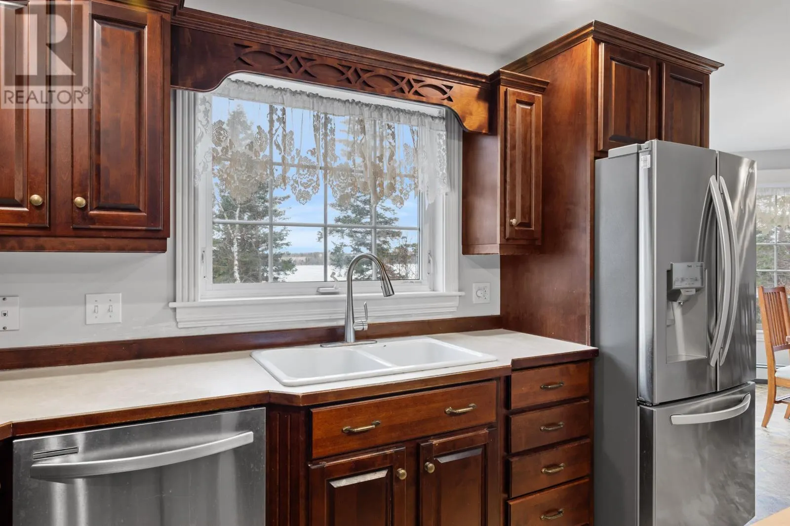 77 Waterview Drive