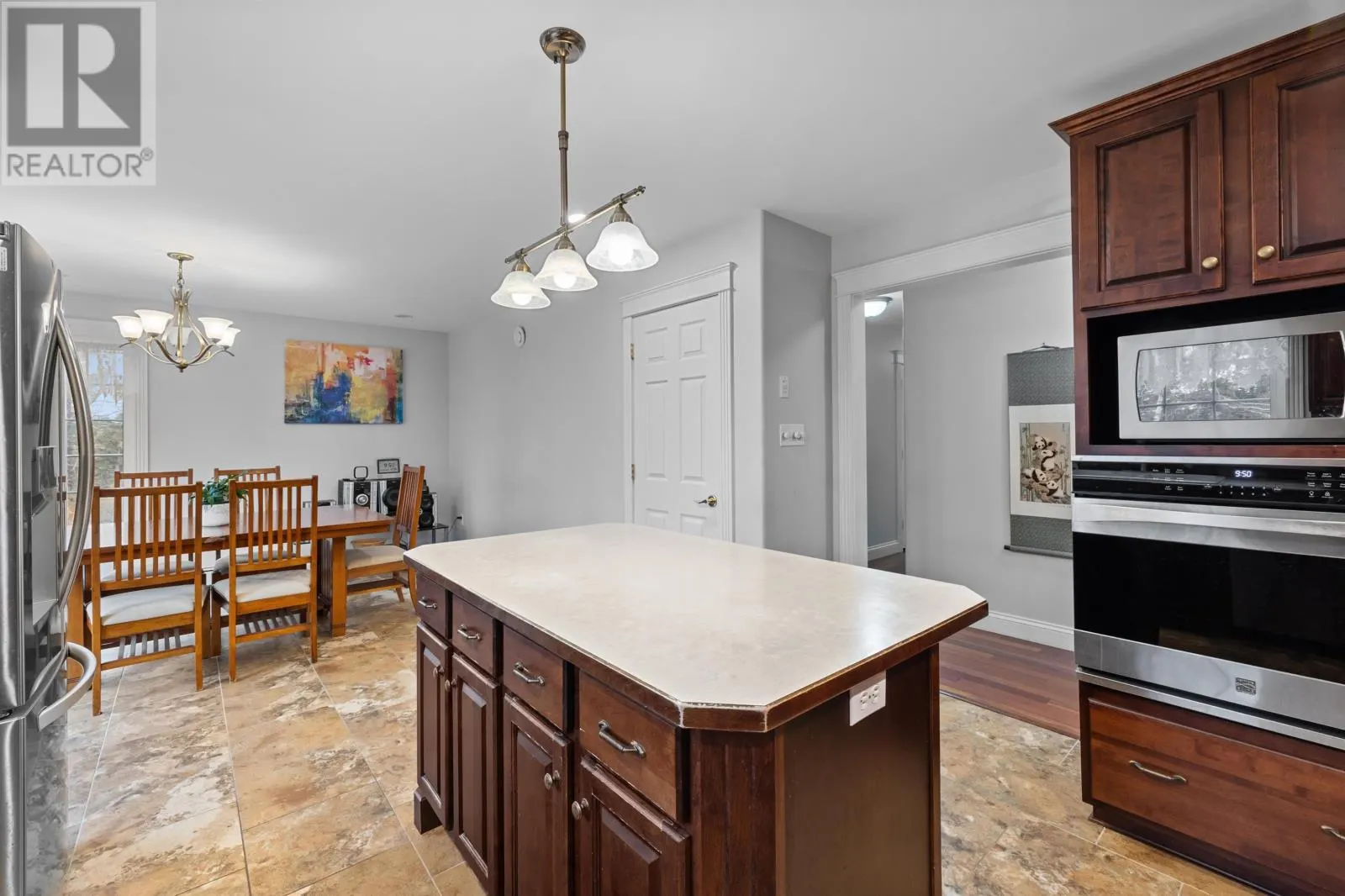 77 Waterview Drive