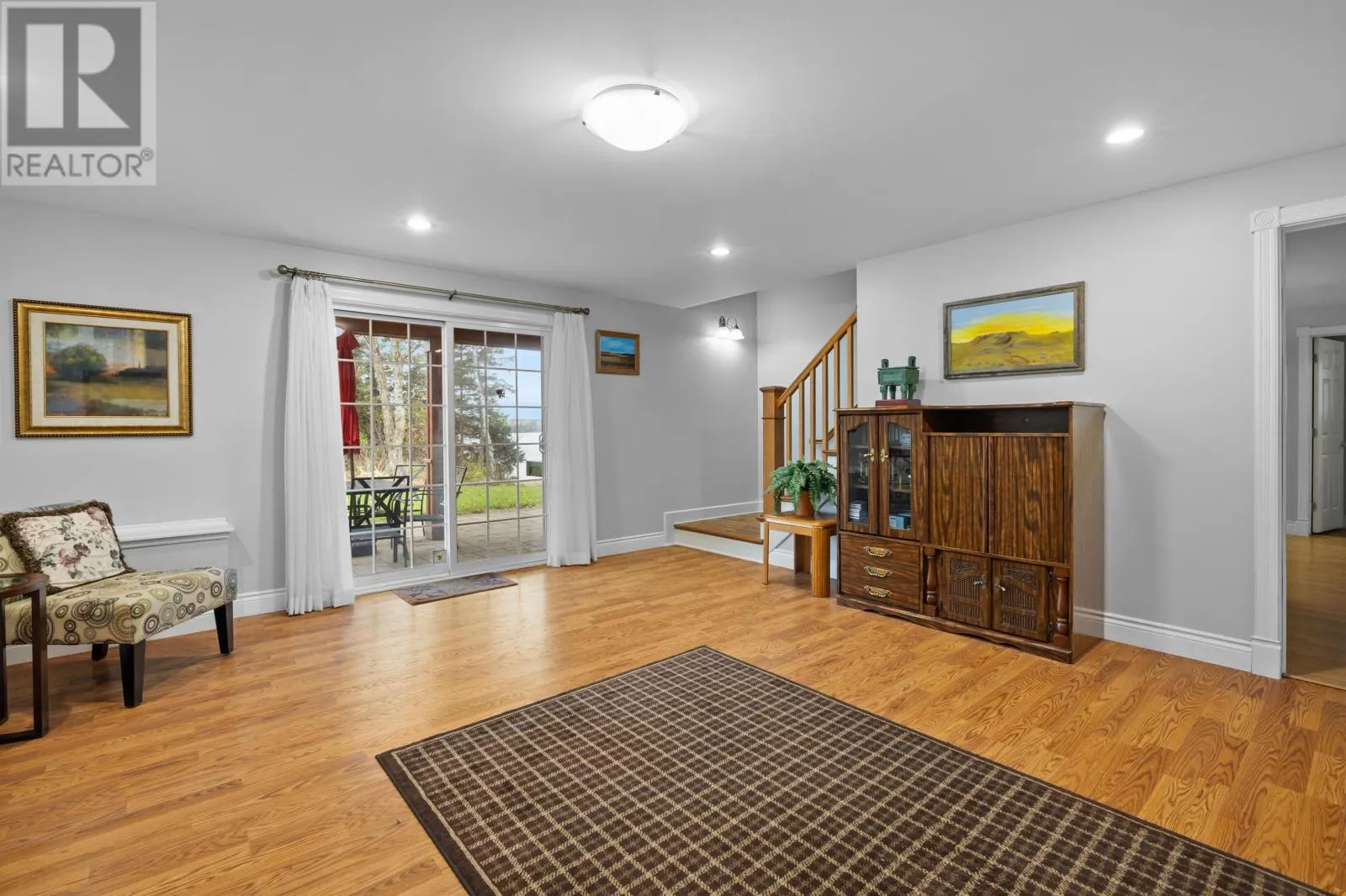 77 Waterview Drive