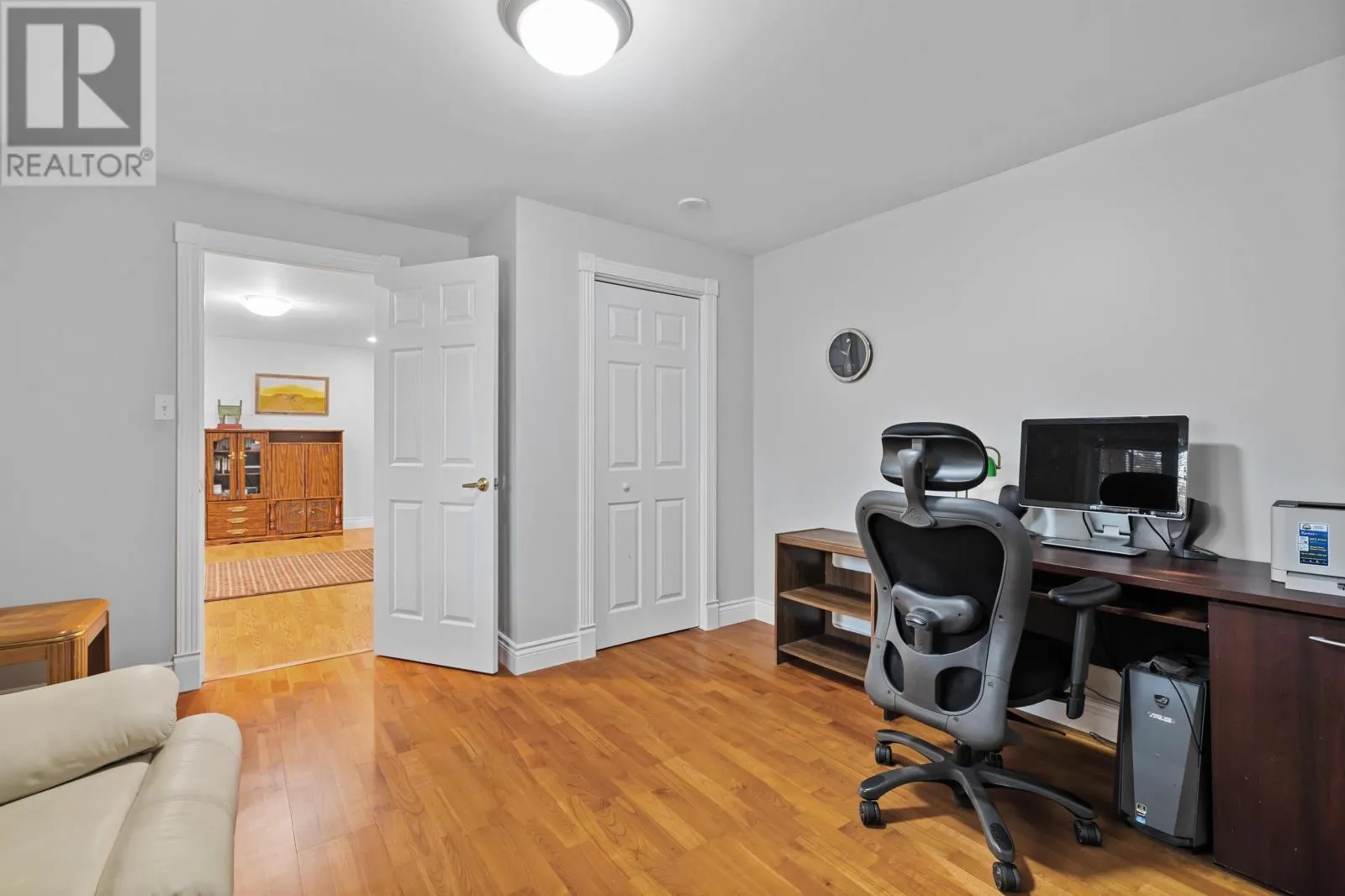 77 Waterview Drive
