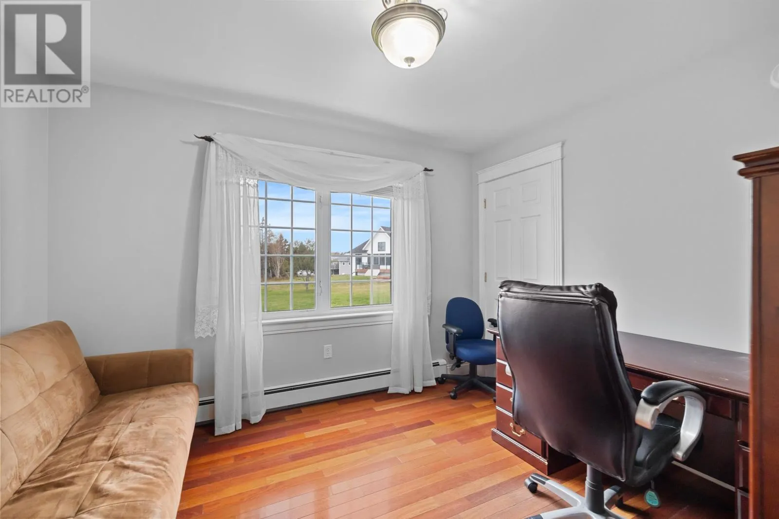 77 Waterview Drive