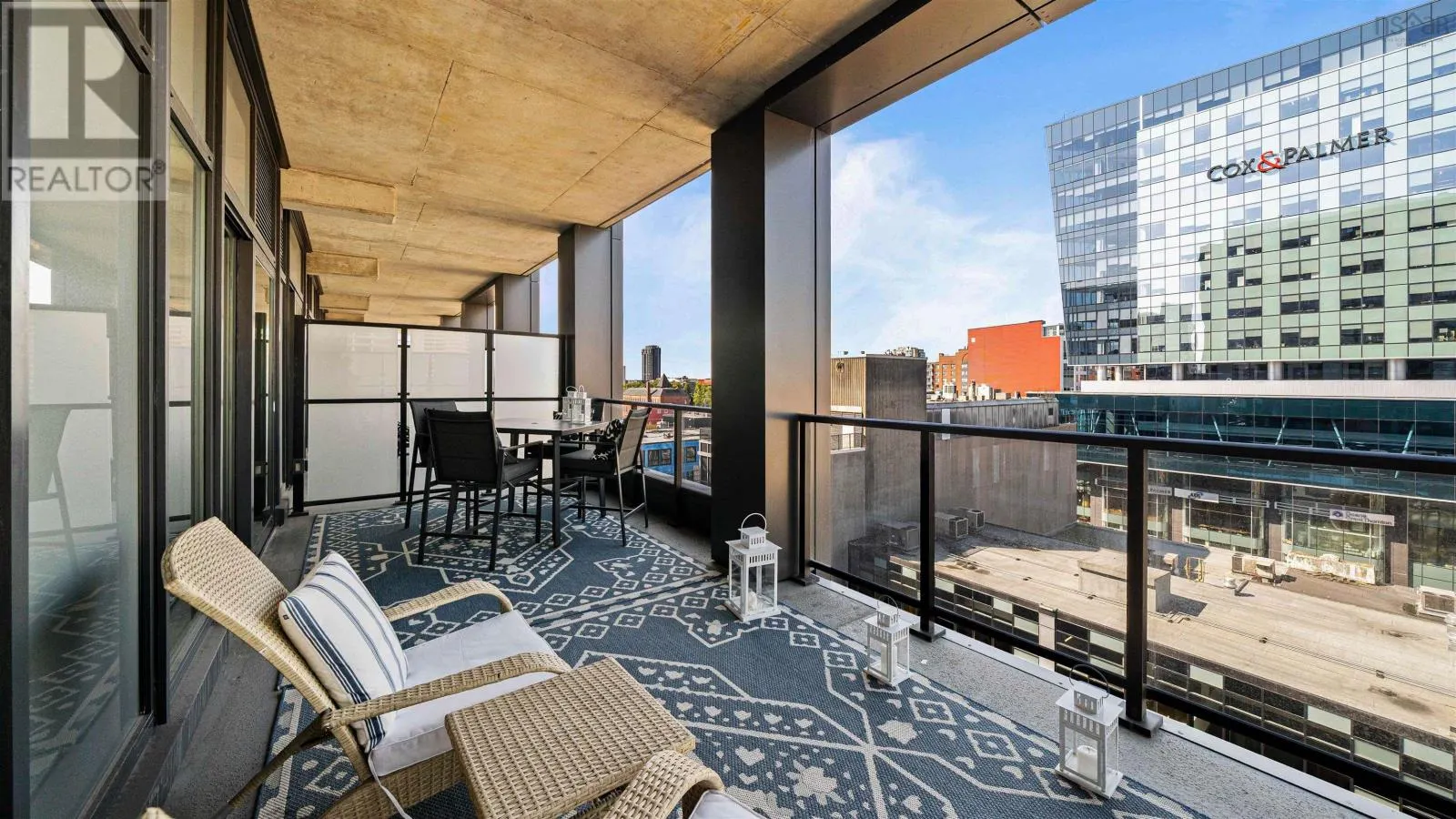 1650 1103 Granville Street