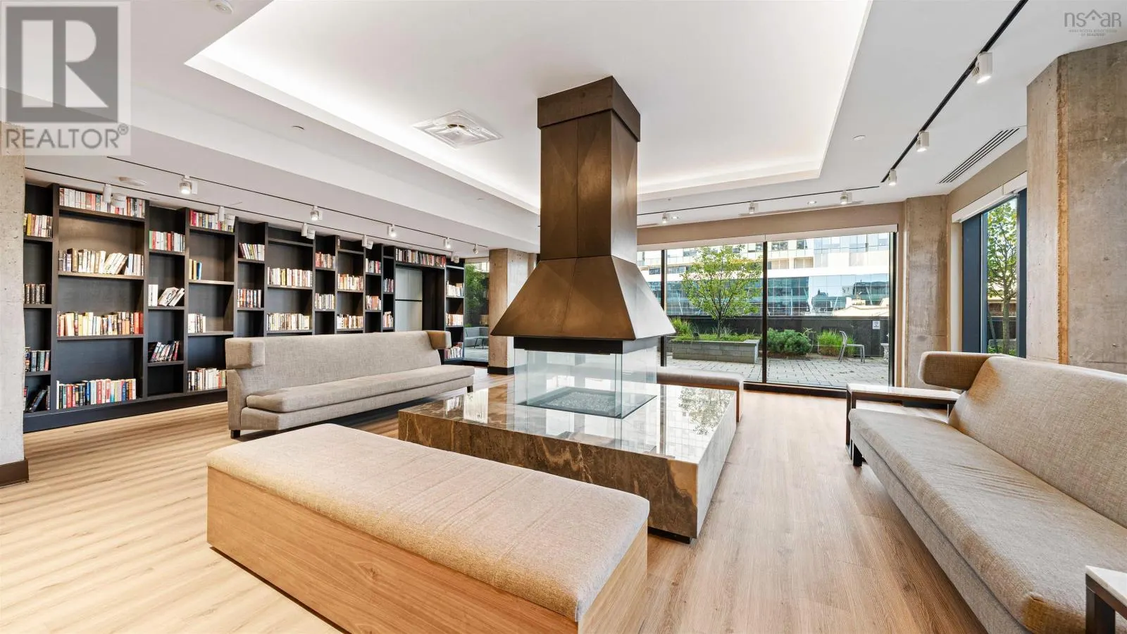 1650 1103 Granville Street
