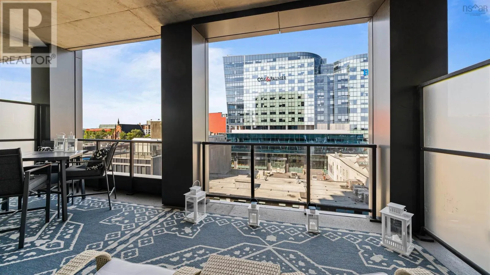 1650 1103 Granville Street