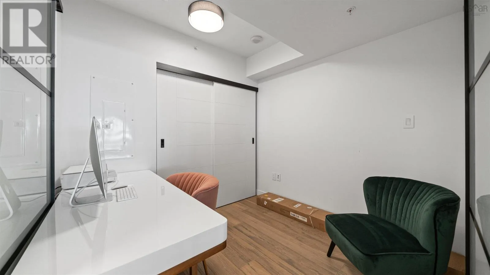 1650 1103 Granville Street