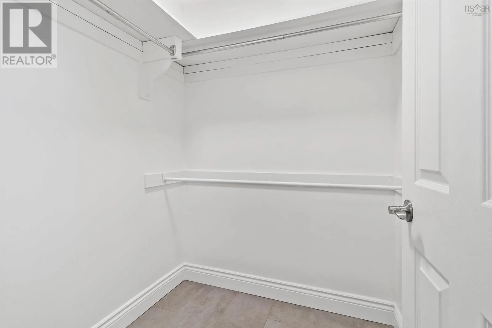 7 Empress Court