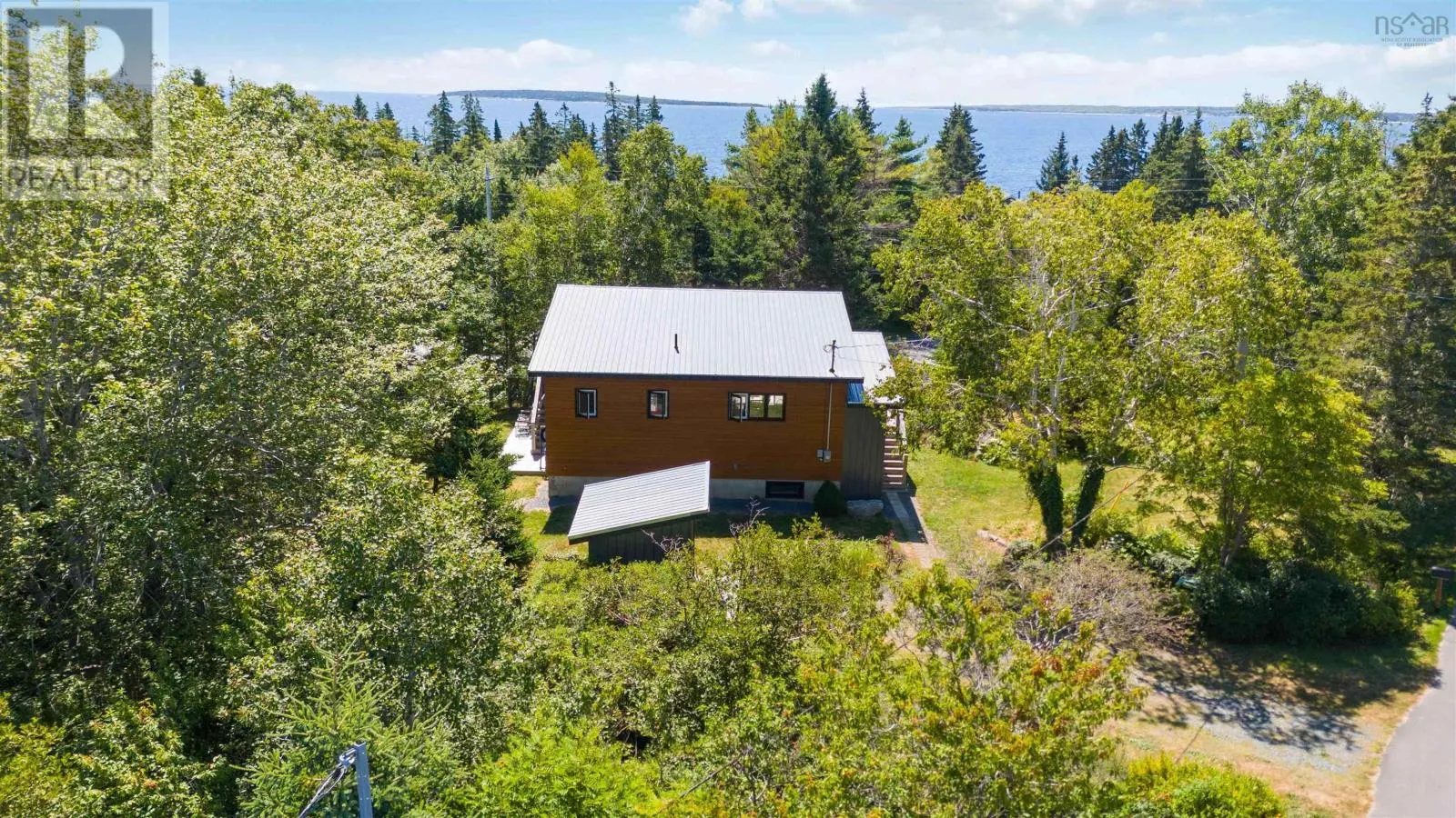 10 Silver Rock Road