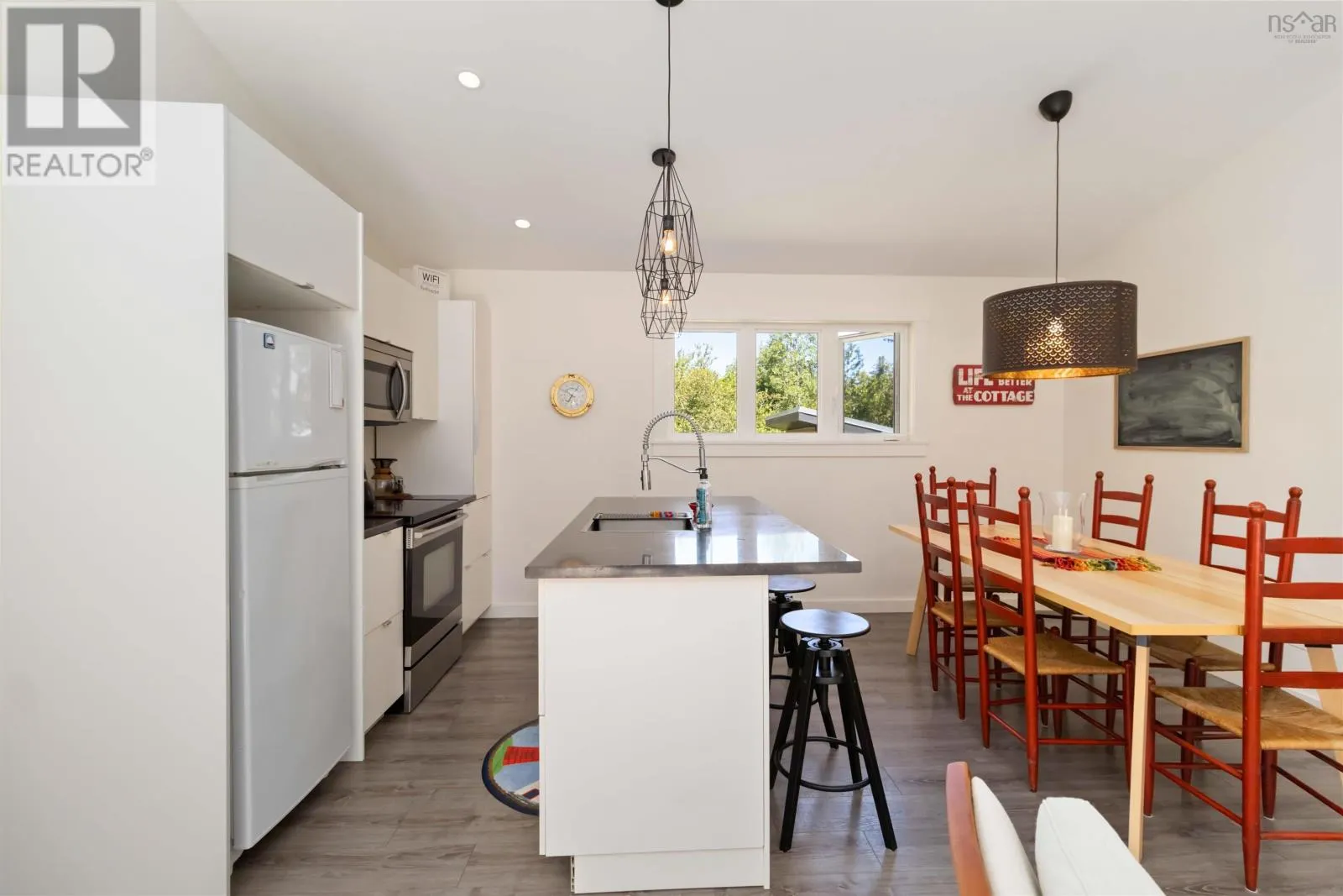 10 Silver Rock Road