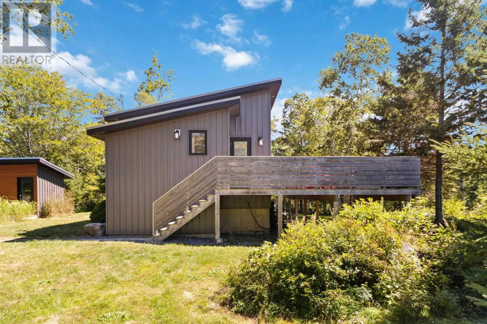 10 Silver Rock Road