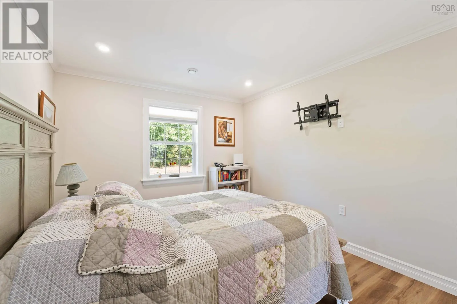 1571 Sarah Drive