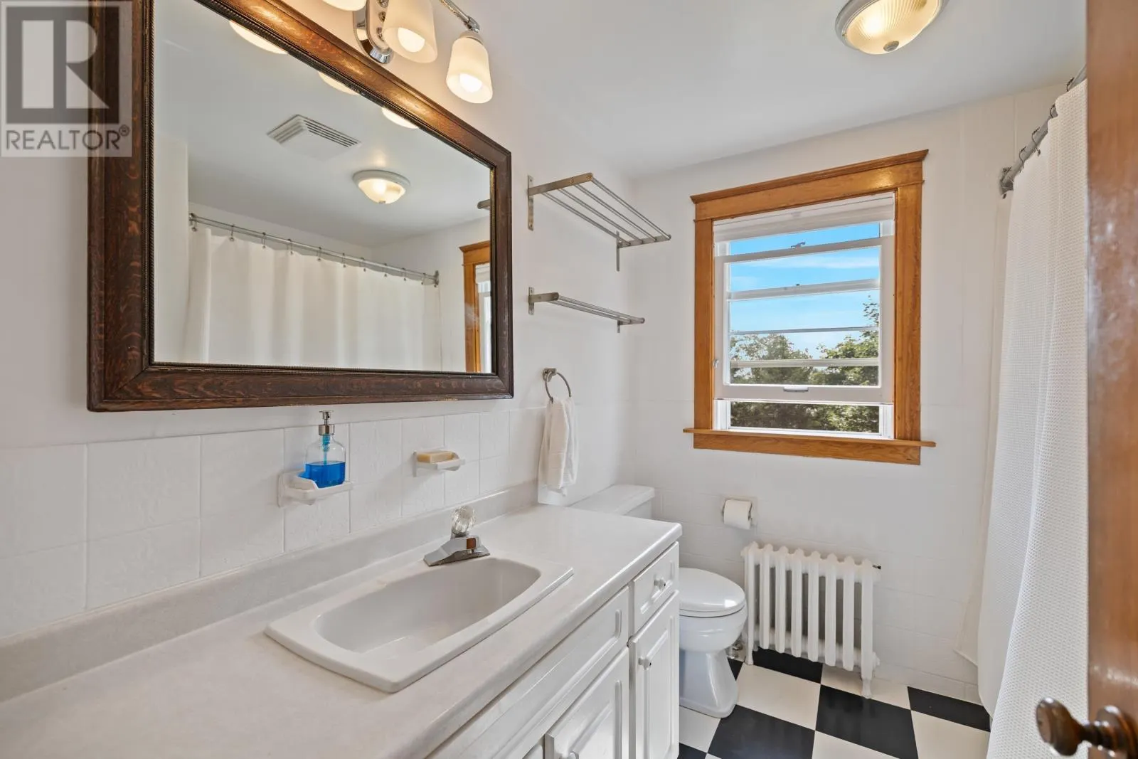 84 McGill Avenue