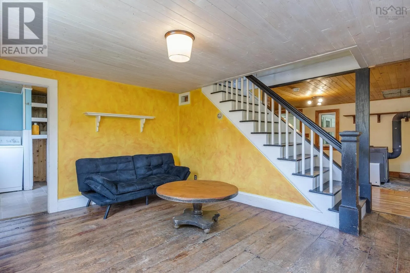 213 Clementsport Road