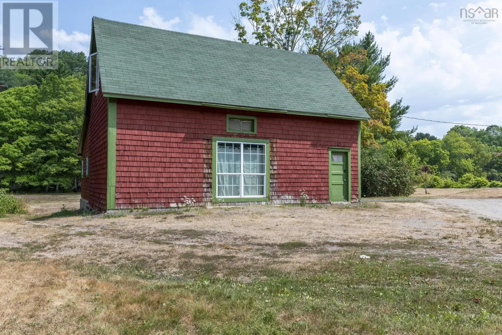 213 Clementsport Road