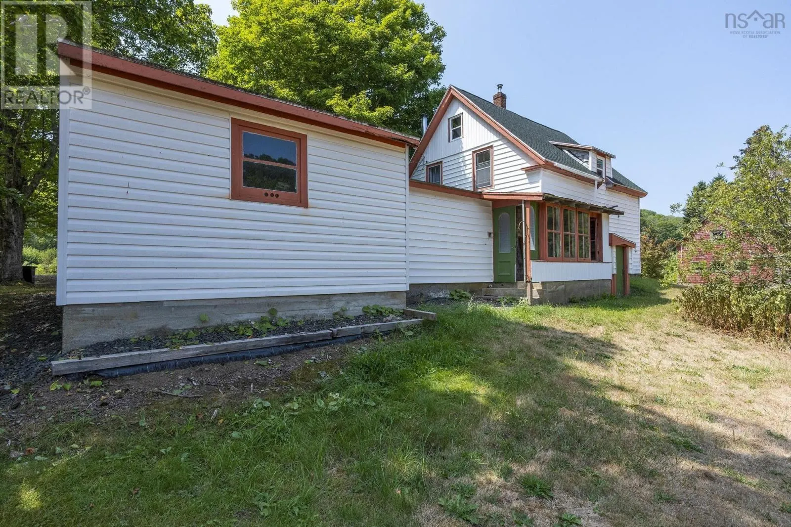 213 Clementsport Road