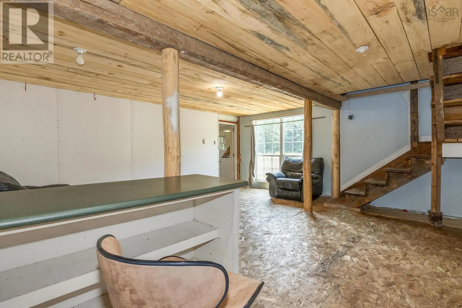 213 Clementsport Road