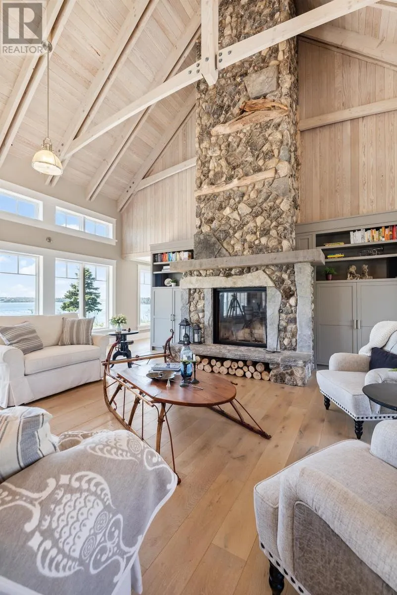 65 Parker's Point Lane|at 3 East Royalty Rd