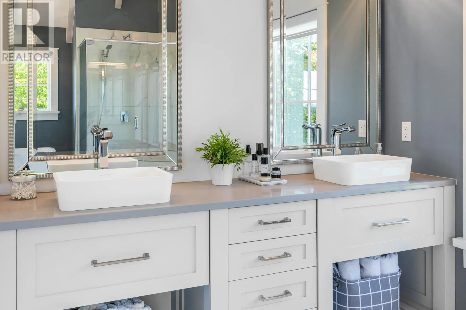 65 Parker's Point Lane|at 3 East Royalty Rd