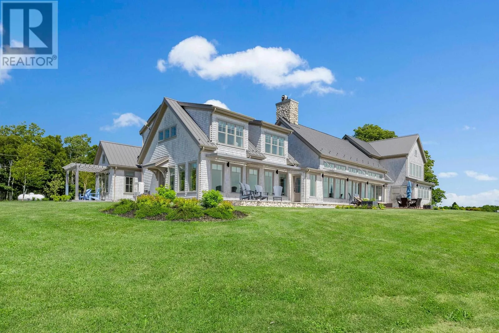 65 Parker's Point Lane|at 3 East Royalty Rd