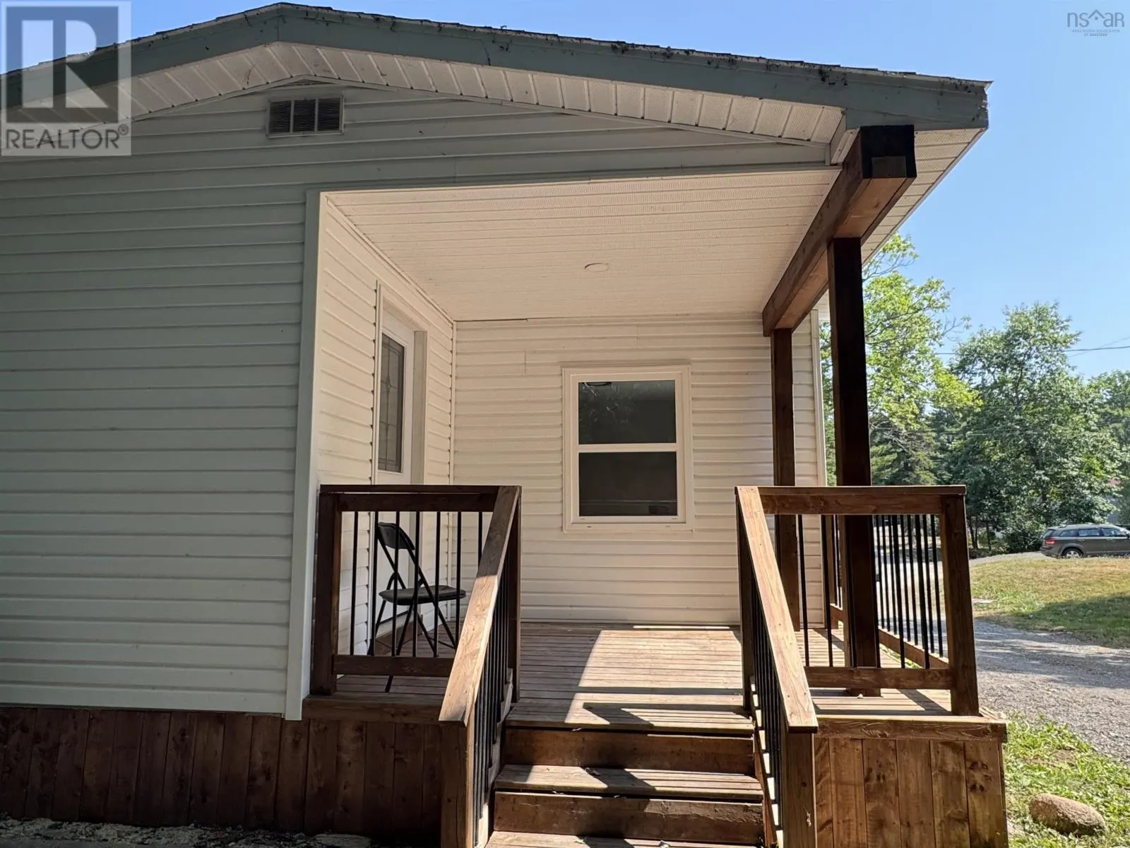 24 Frontier Drive