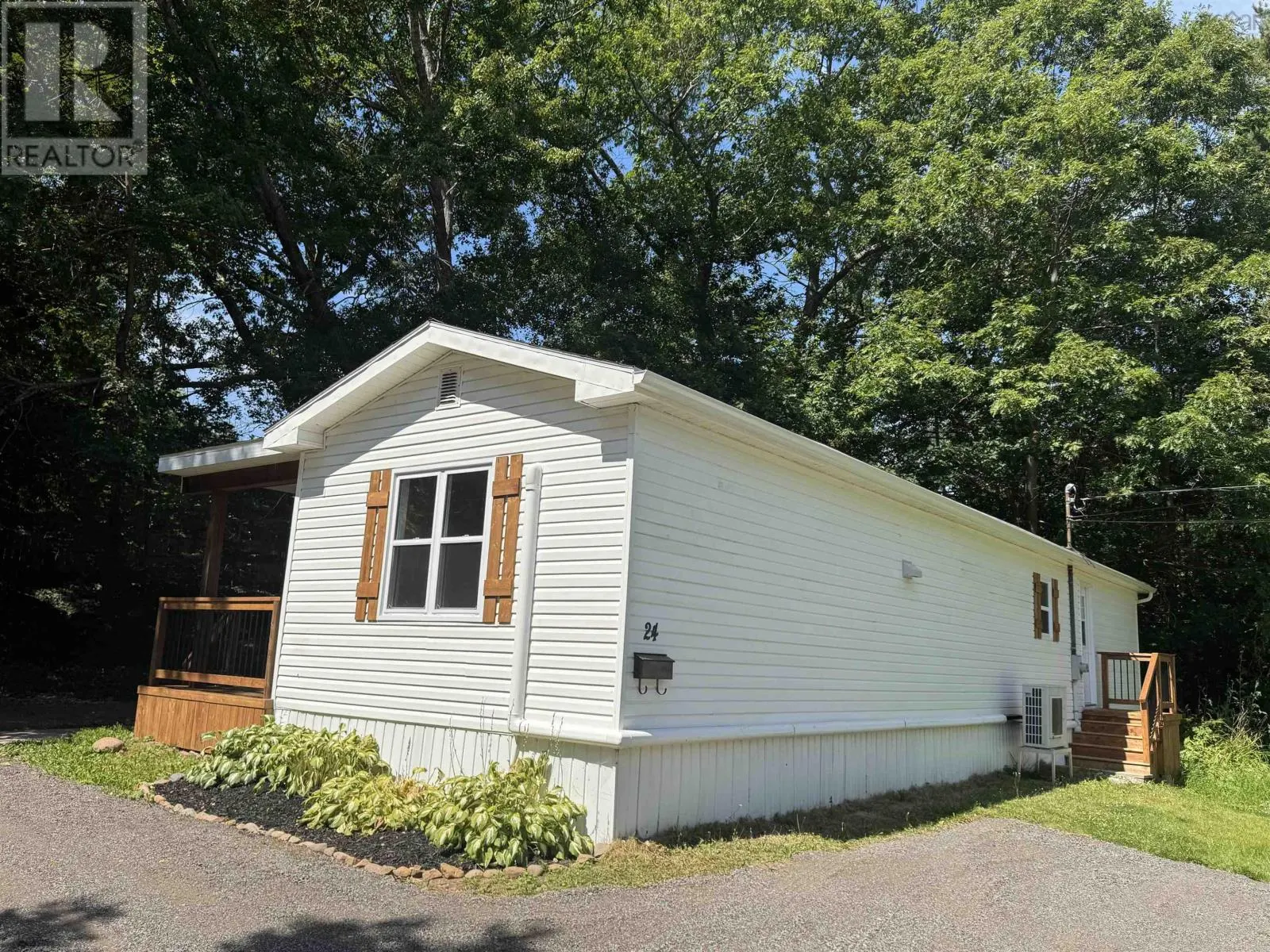 24 Frontier Drive