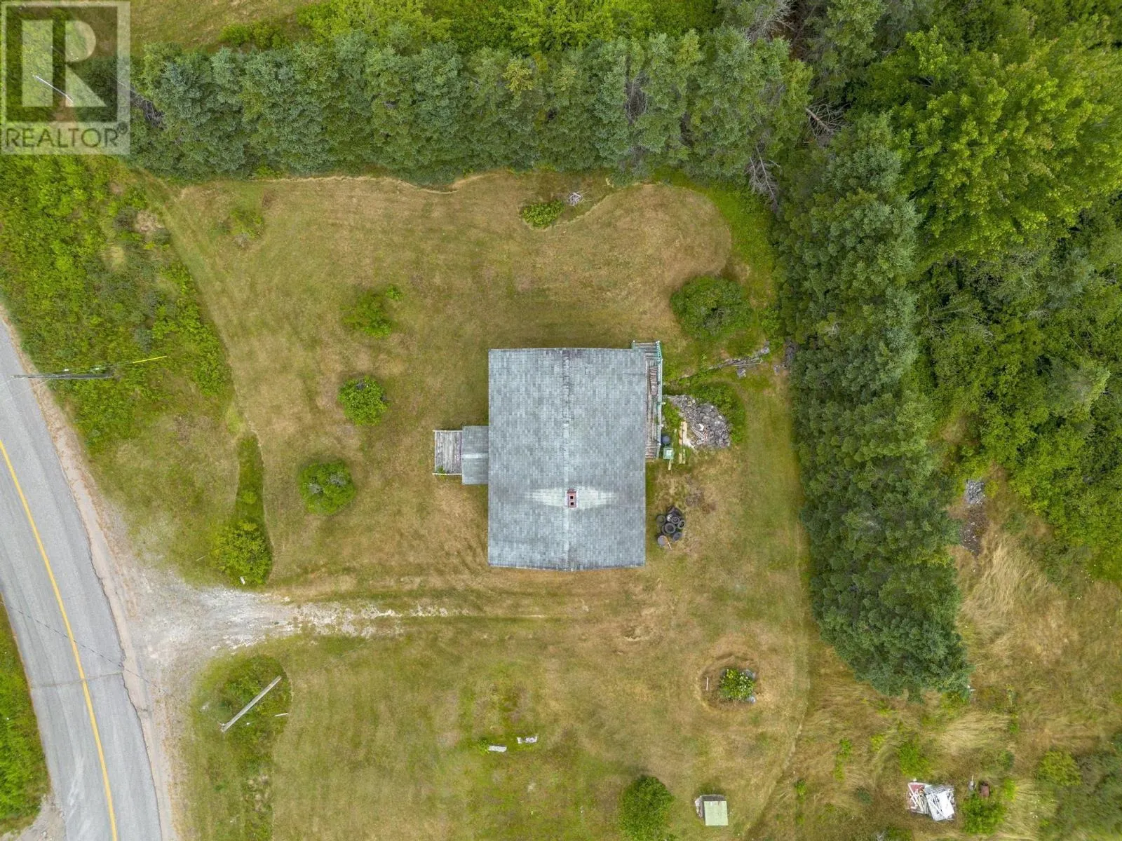 42 Moser River North Road