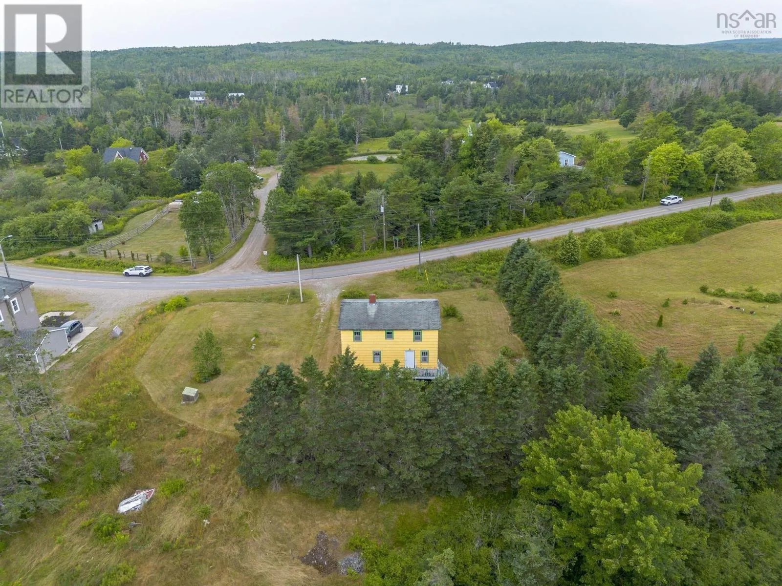 42 Moser River North Road