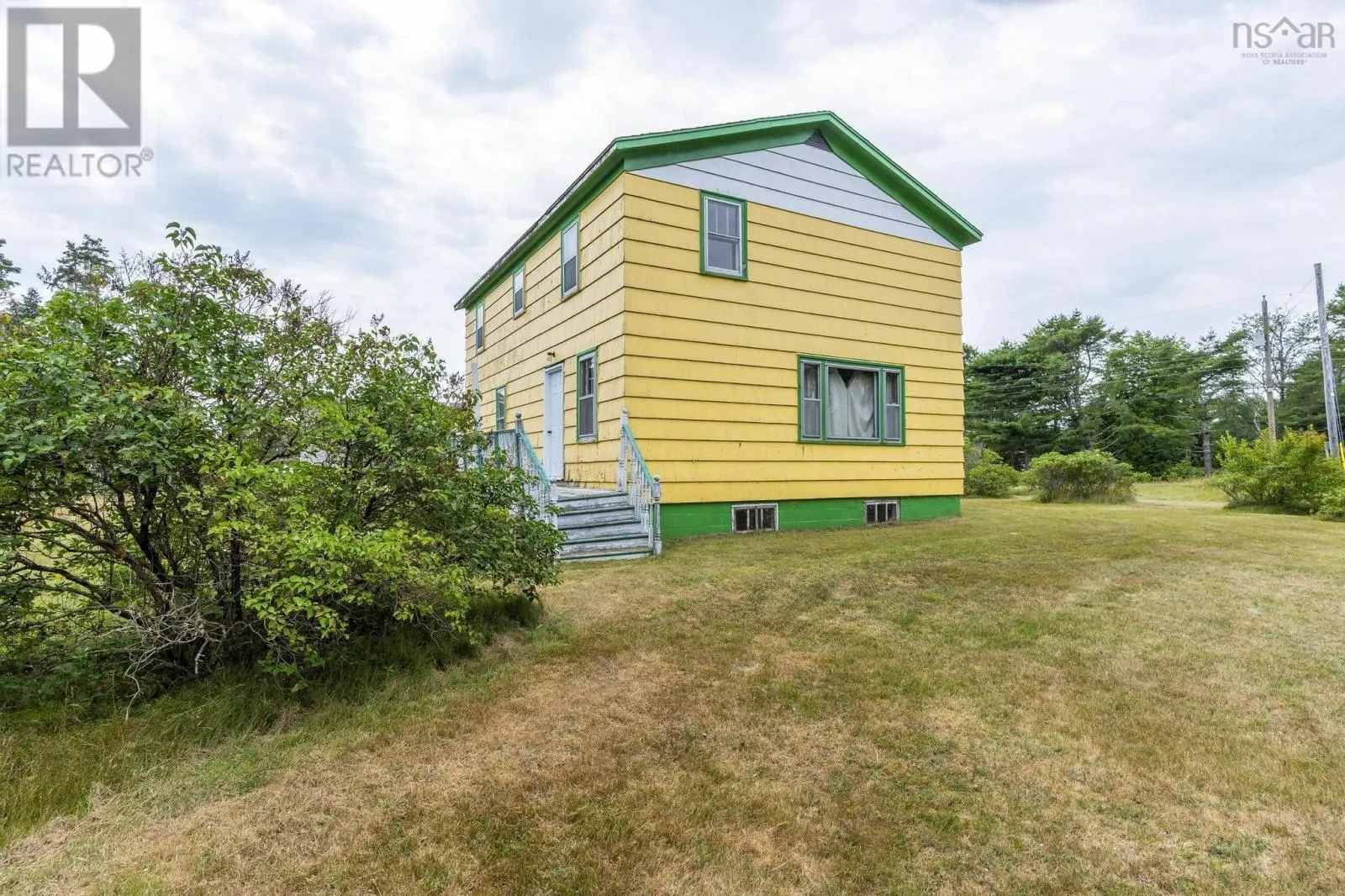 42 Moser River North Road