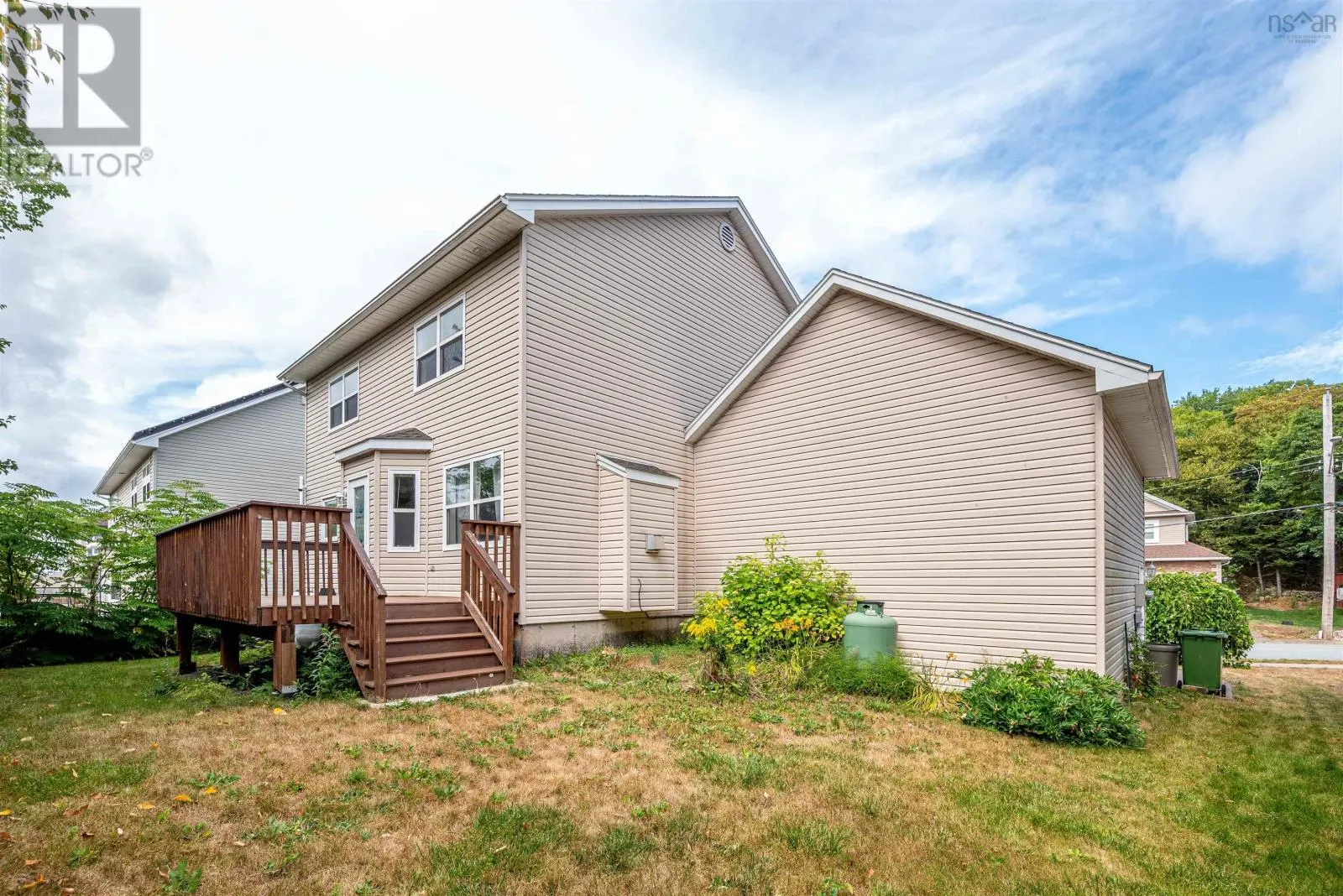 98 Castlepark Grove