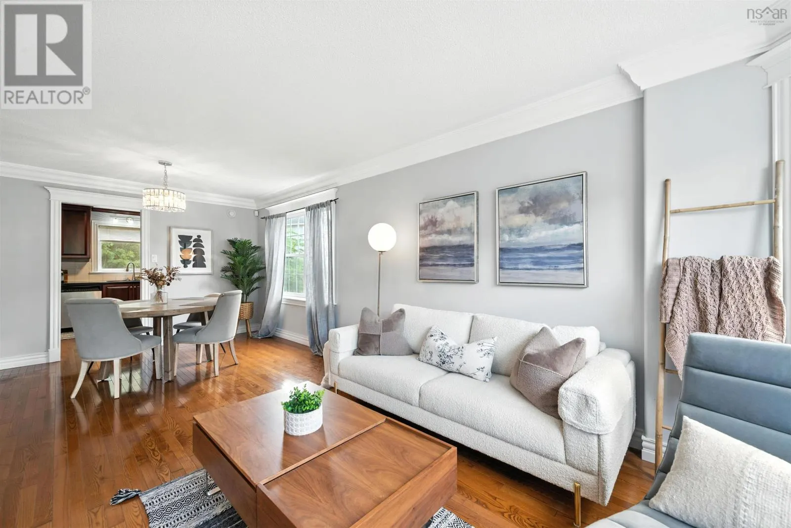 98 Castlepark Grove