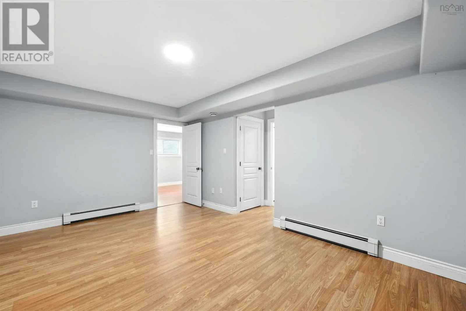 98 Castlepark Grove
