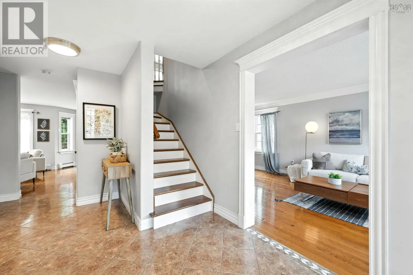 98 Castlepark Grove
