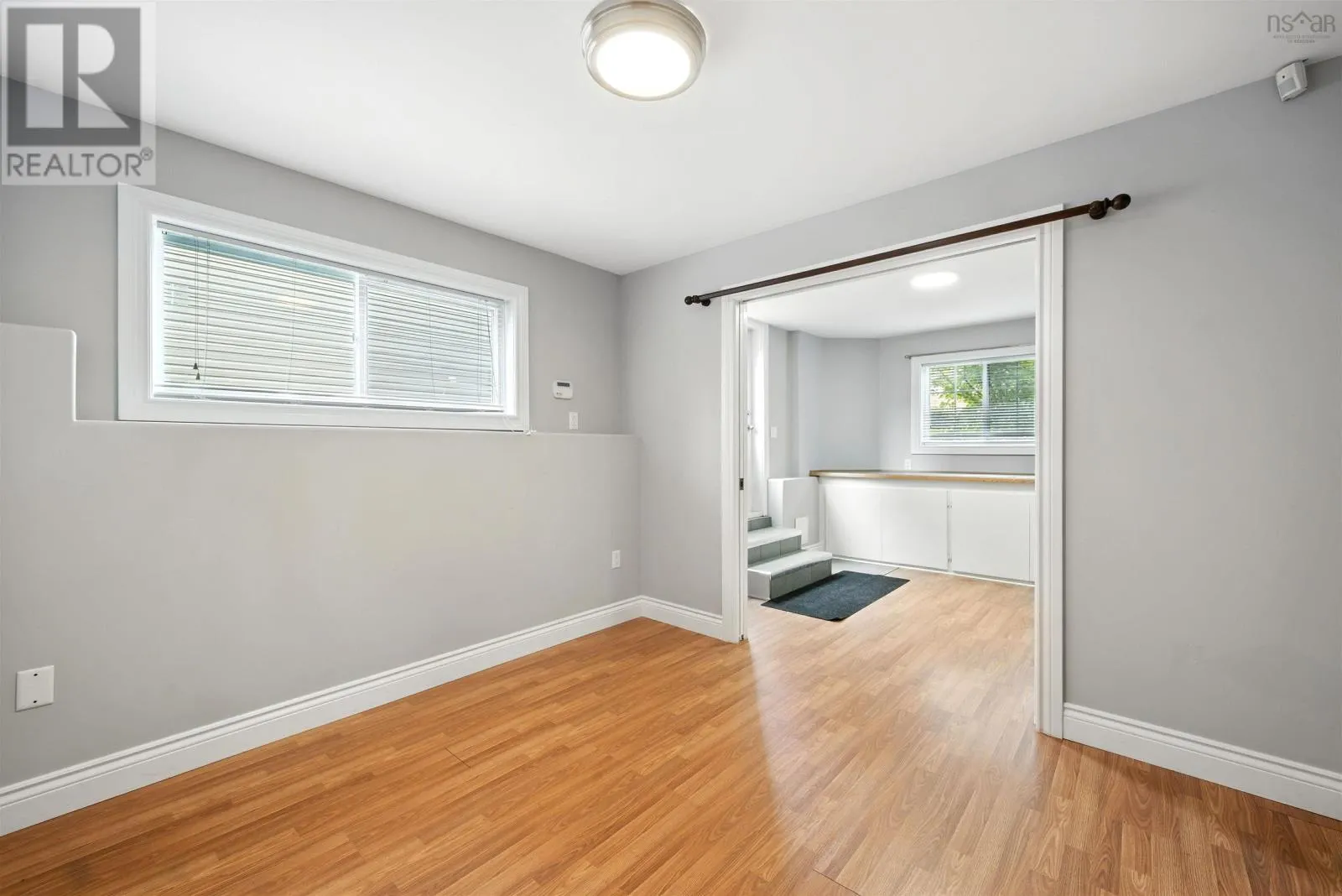 98 Castlepark Grove