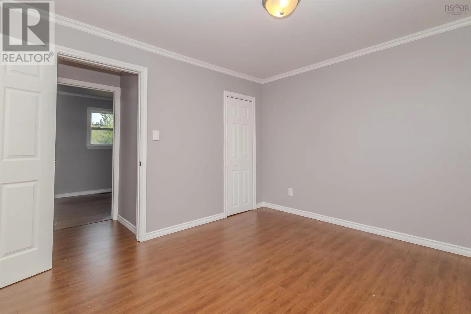 17 Hillcrest Drive