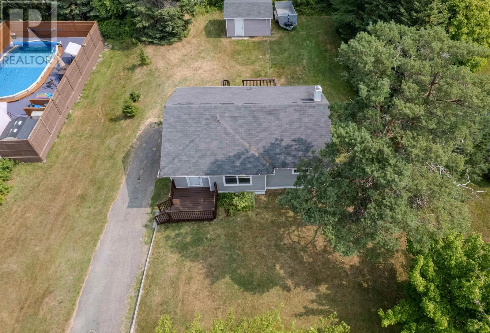 17 Hillcrest Drive