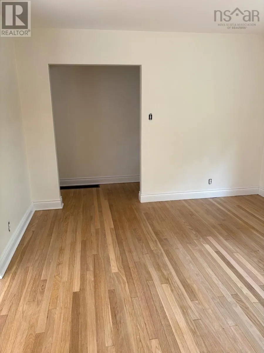 9 Dowell Drive