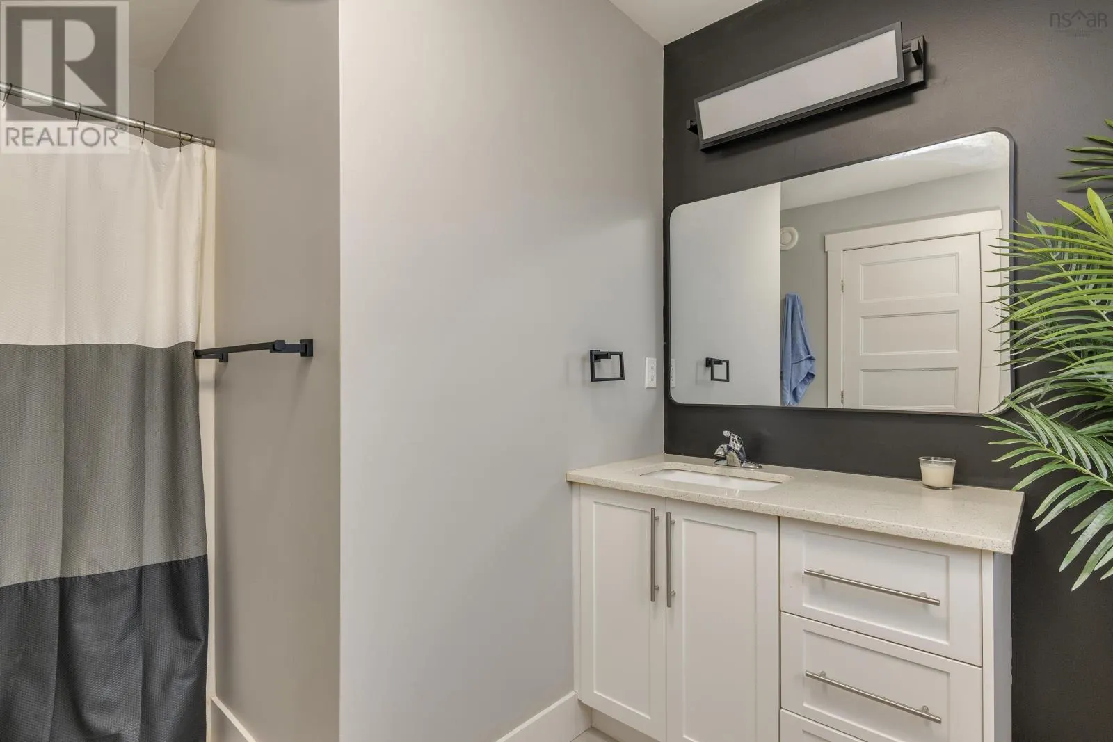 17 Boyne Court