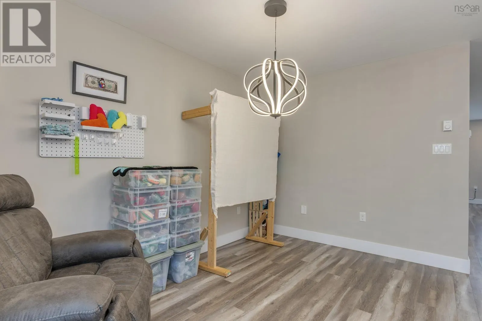 17 Boyne Court