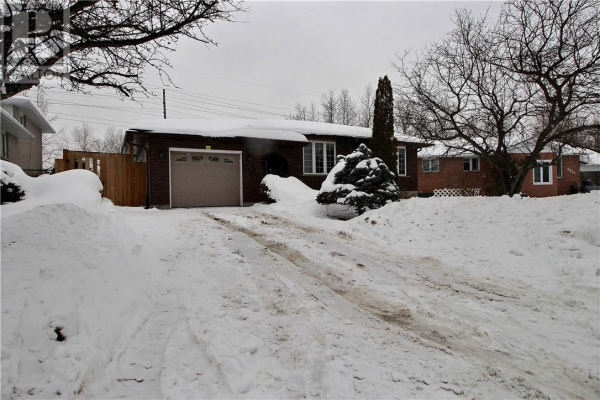 2031 Overbrook Crescent, Sudbury