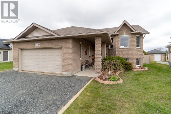 1410 Urbandale Street, Hanmer