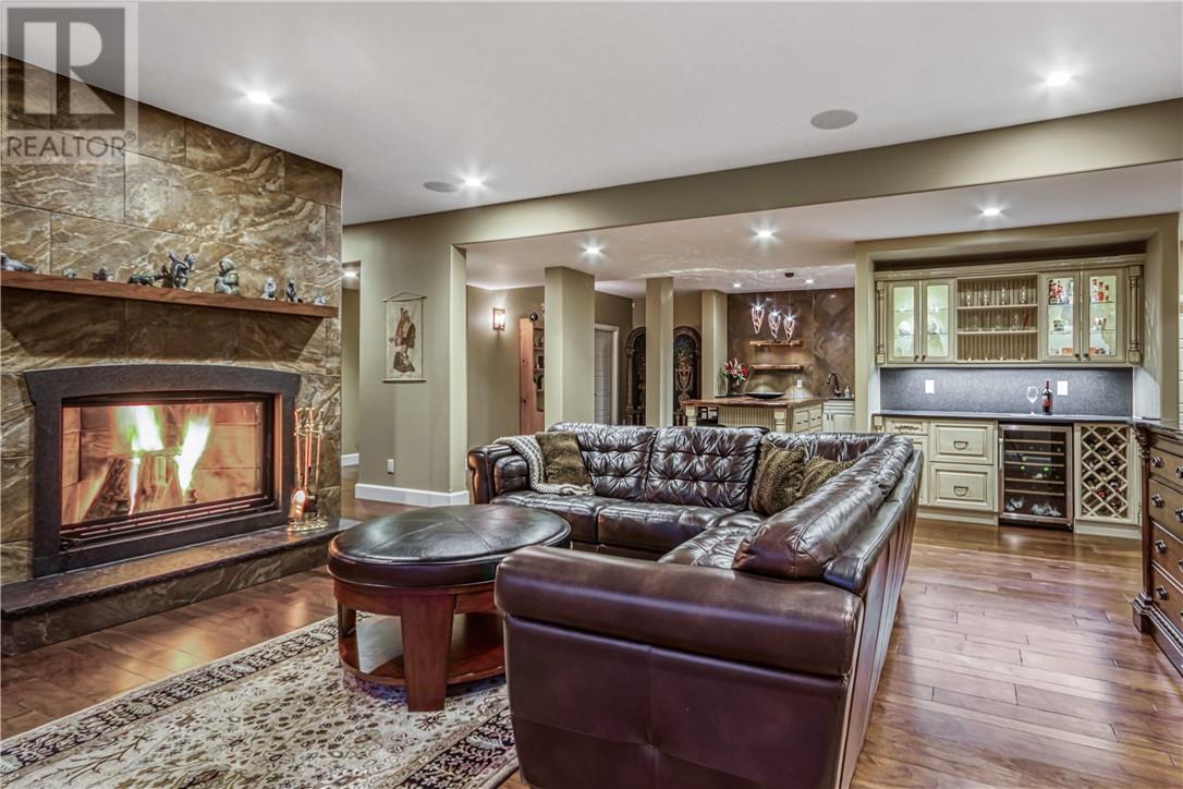 Listing 2097793 - Large Photo # 63