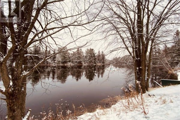 2204 Secord Road, Sudbury