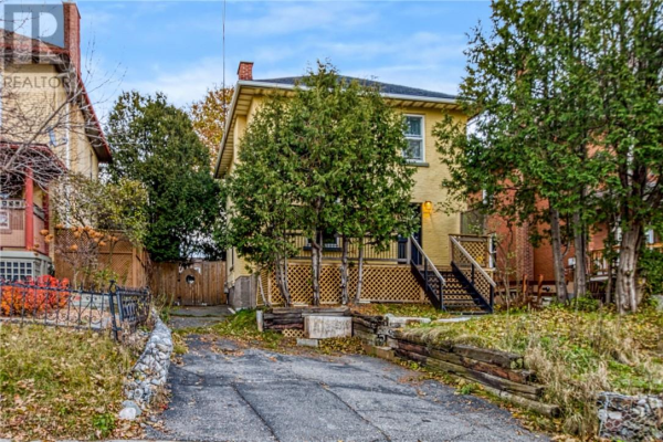 268 College Street, Sudbury